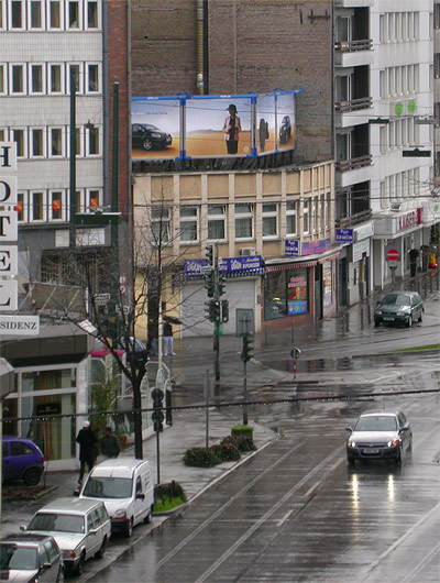 Toyota Auris - Plakatkampagne - Campaign - Worringer Platz - Düsseldorf