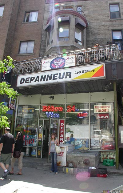 Depanneur-Kiosk-Trinkhalle-Montreal-Kanada-Canada-DSCN7381.jpg