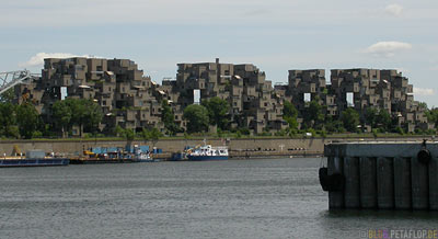 Habitat-67-Wohnblocks-Betonkloetze-Montreal-Canada-Kanada-DSCN7410.jpg