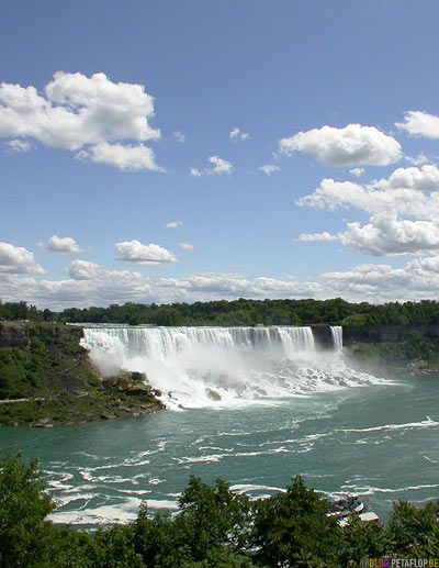 American-Falls-Niagara-on-the-falls-Niagara-Falls-Ontario-Canada-Kanada-DSCN7596.jpg