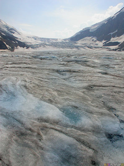 Brewster-Bus-Tour-Trip-on-Athabasca-Glacier-Gletscher-Columbia-Icefield-Jasper-National-Park-Rocky-Mountains-Alberta-Canada-Kanada-DSCN9546.jpg