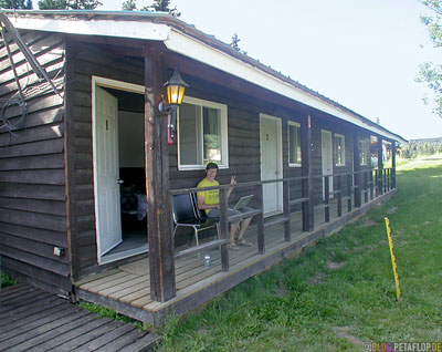 Buckinghorse-Lodge-Alaska-Highway-British-Columbia-Canada-Kanada-DSCN0070.jpg