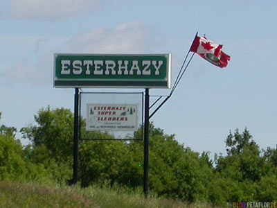 Esterhazy-City-Sign--Saskatchewan-Canada-Kanada-DSCN8753.jpg