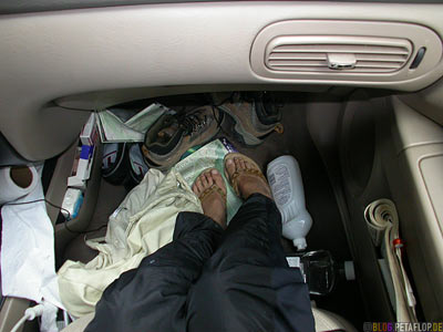 foot-space-leg-room-Ford-Taurus-Fussraum-Pocahontas-Campground-Campingplatz-Rocky-Mountains-Jasper-National-Park-Alberta-Canada-Kanada-DSCN9779.jpg