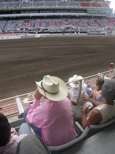 Grand-Stand-Chuckwagon-Race-Calgary-Stampede-2007-Alberta-Canada-Kanada-DSCN9094.jpg