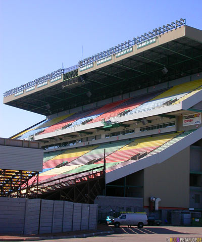 Stadium-grandstand-Stadion-Tribuene-Regina-Saskatchewan-Canada-Kanada-DSCN8831.jpg