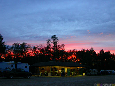 Sunset-Sonnenuntergang-Sherks-RV-Park-campground-Campingplatz-Valleyview-Alberta-Canada-Kanada-DSCN9938.jpg