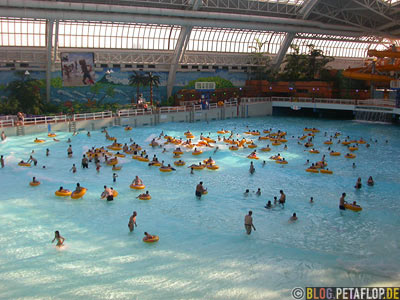 Indoor Swimming Pool on Worlds Largest Indoor Swimming Pool Weltgroesste Hallenbad Wellenbad