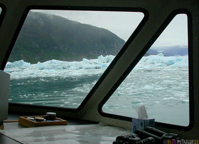 Columbia-Glacier-Gletscher-Icebergs-Eisberge-Eisschollen-Stan-Stephens-Glacier-Cruise-Boat-Prince-William-Sound-Valdez-Alaska-USA-DSCN1785.jpg