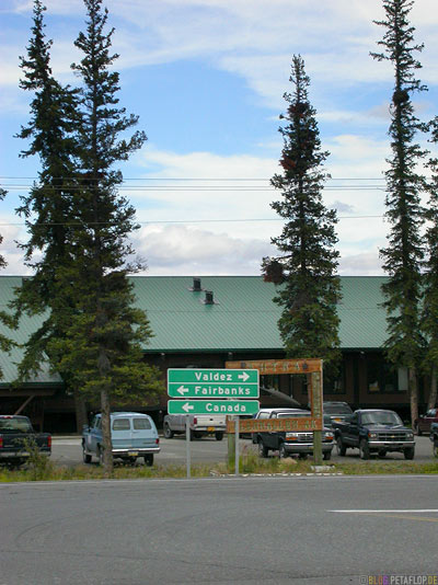 Crossing-Junction-Valdez-Fairbanks-Canada-Glennallen-Alaska-USA-DSCN2145.jpg