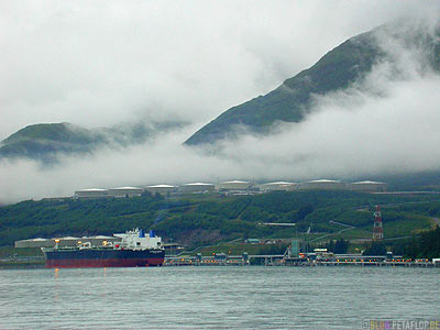 Fort-Liscum-Exxon-Oil-Alaska-Pipeline-Ending-End-Ende-Tanker-Stan-Stephens-Glacier-Cruise-Prince-William-Sound-Valdez-Alaska-USA-DSCN1820.jpg