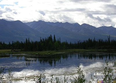 Gakona-Lake-Mentasta-Alaska-USA-DSCN2166.jpg