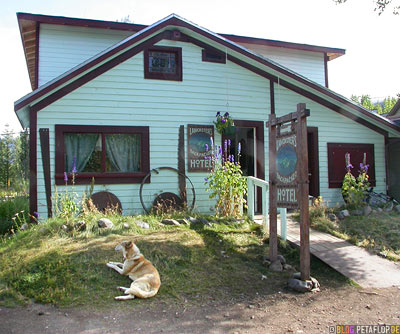 Lancaster-Backpackers-Hostel-McCarthy-Wrangell-St-Elias-National-Park-Alaska-USA-DSCN2120.jpg