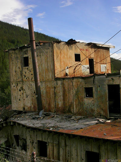 old-Gold-Dredge-Gold-Baggerschiff-Taylor-Highway-Alaska-USA-DSCN0847.jpg