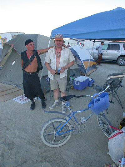 Chad-and-Todd-from-Seattle-Burning-Man-2007-Saturday-Samstag-Black-Rock-Desert-Nevada-USA-DSCN4513.jpg