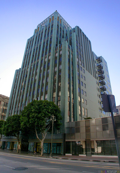 Eastern-blue-building-high-rise-Hochhaus-Broadway-Historic-rotten-alter-heruntergekommener-historischer-Downtown-LA-Los-Angeles-California-Kalifornien-USA-DSCN5425.jpg