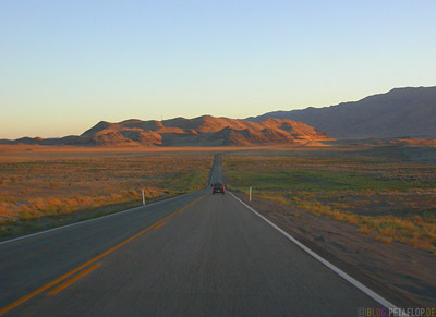 Good-bye-driving-away-from-Burning-Man-2007-leaving-Black-Rock-Desert-Nevada-USA-DSCN4750.jpg