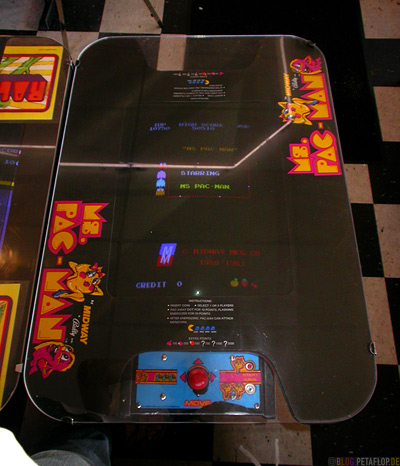 Mrs-Pacman-Arcade-Automat-Twedes-Cafe-Double-R-RR-Restaurant-Snoqualmie-North-Bend-David-Lynch-Twin-Peaks-Washington-USA-DSCN3579.jpg