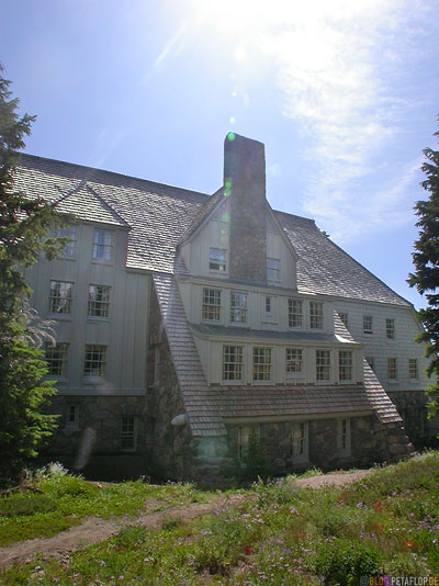 Mt-Mount-Hood-Timberline-Lodge-backside-outside-Hotel-from-the-movie-Shining-Portland-Oregon-USA-DSCN3846.jpg