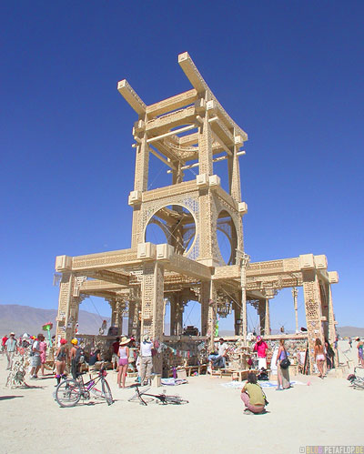 Temple-Playa-Burning-Man-2007-Black-Rock-Desert-Nevada-USA-DSCN4696.jpg