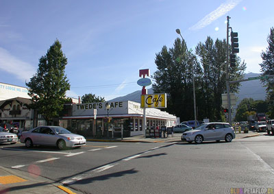 Twedes-Cafe-Snoqualmie-North-Bend-David-Lynch-Twin-Peaks-Double-R-RR-Restaurant-Washington-USA-DSCN3549.jpg