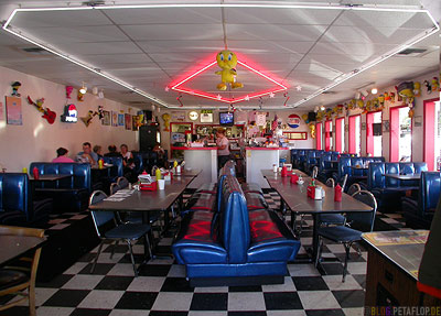 Twedes-Cafe-Snoqualmie-North-Bend-David-Lynch-Twin-Peaks-Double-R-RR-Restaurant-Washington-USA-DSCN3580.jpg