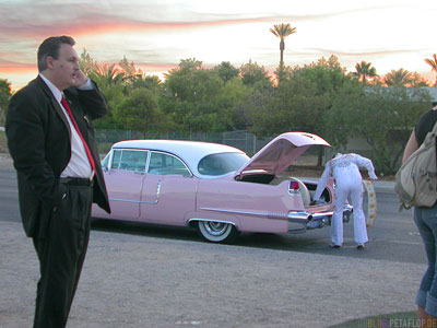 Cadillac-Marriage-Hochzeit-Elvis-Presley-Imitator-Las-Vegas-Nevada-USA-DSCN5980.jpg