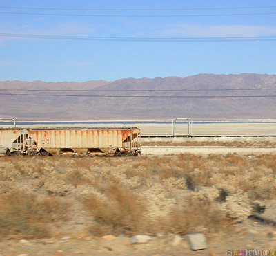 Freight-Train-Waggon-Wagons-Gueterzug-Waggons-Trona-California-Kalifornia-USA-DSCN5620.jpg