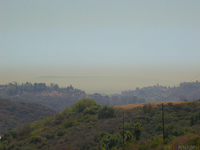 Haze-Pall-of-Smog-Dome-Dunstglocke-Smog-View-from-Mullholland-Drive-Los-Angeles-California-Kalifornia-USA-DSCN5595.jpg