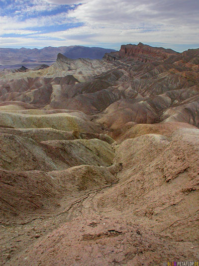 Zabriskie-Point-Death-Valley-California-Kalifornien-USA-DSCN5816.jpg