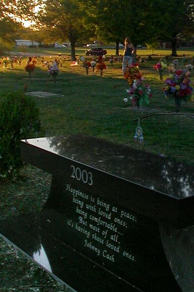 back-rueckseite-backside-John-R-Johnny-Cash-Carter-grave-Grab-graveyard-woodlawn-cemetary-Hendersonville-Nashville-Tennessee-TN-USA-DSCN8089.jpg