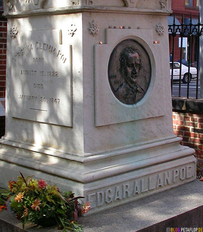 Burial-Place-Gravestone-tombstone-Grabstein-Grabstein-Edgar-Allan-Poe-Baltimore-Maryland-USA-DSCN8408.jpg