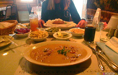 ertraenktes-Jaegerschnitzel-Edelweiss-German-Restaurant-deutsches-Staunton-Virginia-VA-USA-DSCN8208.jpg