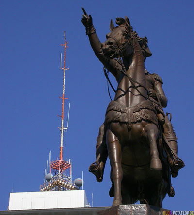 George-Washington-Statue-Horse-Pferd-Capitol-Grounds-Richmond-Virginia-VA-USA-DSCN8271.jpg