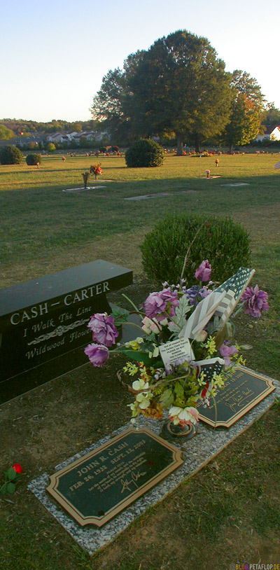 John-R-Johnny-Cash-Carter-grave-tomb-stone-grabstein-grave-Grab-graveyard-woodlawn-cemetary-Hendersonville-Nashville-Tennessee-TN-USA-DSCN8079.jpg