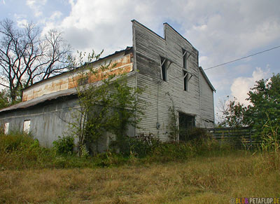 Old-shed-barn-alte-Scheune-Lynchburg-Tennessee-TN-USA-DSCN8063.jpg