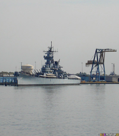 USS-62-South-Jersey-kriegsschiff-war-ship-delaware-river-harbour-Hafen-Philadelphia-Pennsylvania-USA-DSCN8438.jpg