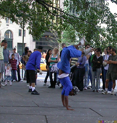 Breakdancer-2007-New-York-City-USA-DSCN8723.jpg