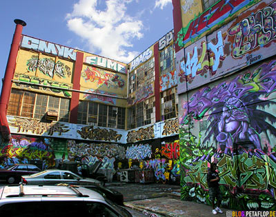 CMYK-FUME-Graffiti-Five-Points-5Pointz-warehouse-Lagerhalle-Brooklyn-New-York-City-USA-DSCN8729.jpg