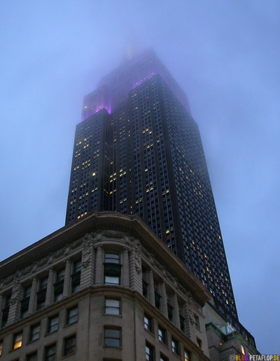 Empire-State-Building-dusk-purple-pink-lila-violet-beleuchtet-illuminated-Manhattan-NYC-New-York-City-USA-DSCN8624.jpg