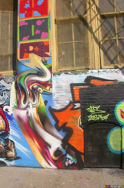 Graffiti-Character-Five-Points-5Pointz-warehouse-Lagerhalle-Brooklyn-New-York-City-USA-DSCN8746.jpg