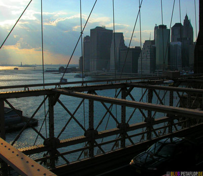 South-Lower-Manhattan-Skyline-View-from-Brooklyn-Bridge-New-York-NY-USA-DSCN8775.jpg